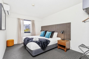 321 Heaven on Hay - sleeps 4 - no parking